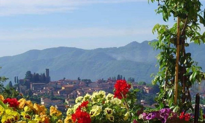 Barga Villa | Prestigious Self Catering Holiday Villa For Rent in Barga, Lucca, Firenze,