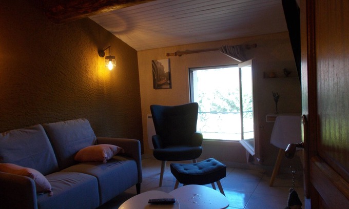 Jonquerettes House | Pretty gite in Provence with swimming pool