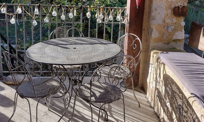 La Motte-Chalancon House | Pretty village house in Drôme Provencale (4/6 people)