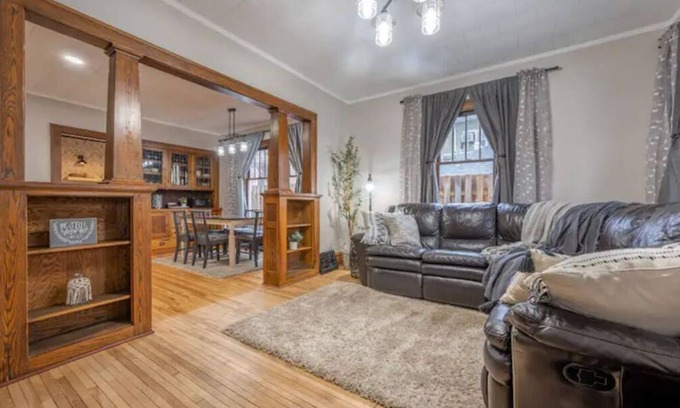 Red Wing Apartment | Prime Location/Few blocks to downtown