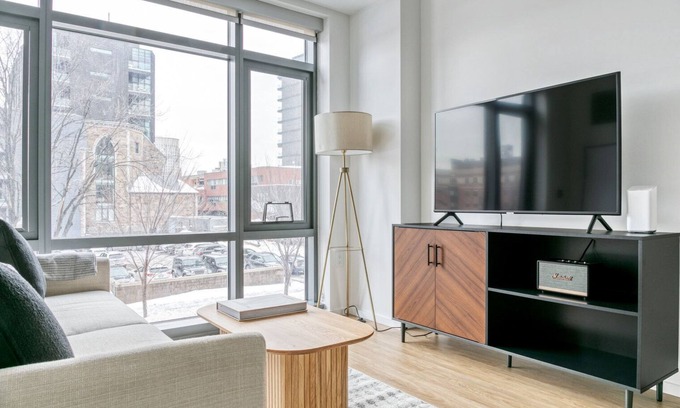 Shawmut Apartment | Prime NewCo South End 1BR near Ink Block w. W/D and Gym by Blueground
