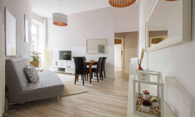 Wedding Apartment | primeflats - Apartment Genter 1 Berlin-Wedding