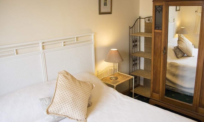 Burgh le Marsh Cottage | Primrose Cottage - The Chestnuts Holiday Cottages