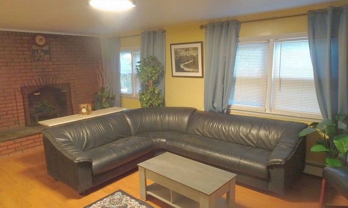 Huntington Apartment | Private 1-bedroom apartment in beautiful town of Centerport. Great amenities!