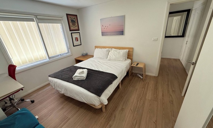 Maroubra Apartment | Private 1 bedroom apartment near beach and shops