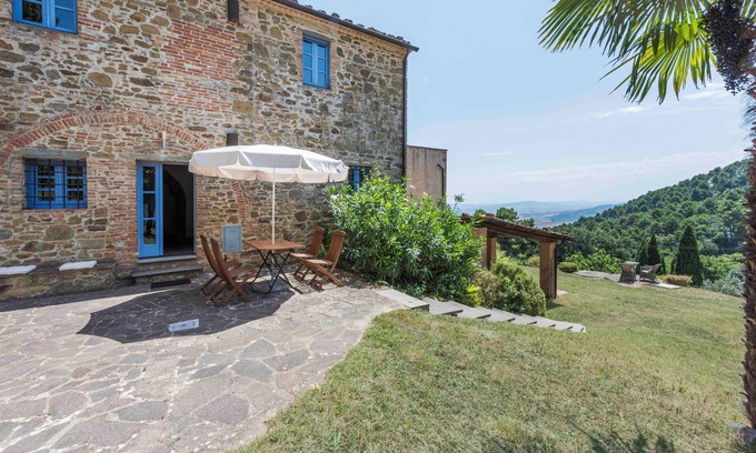 Chianni Villa | Private 17th Century Country Villa Podere Croci