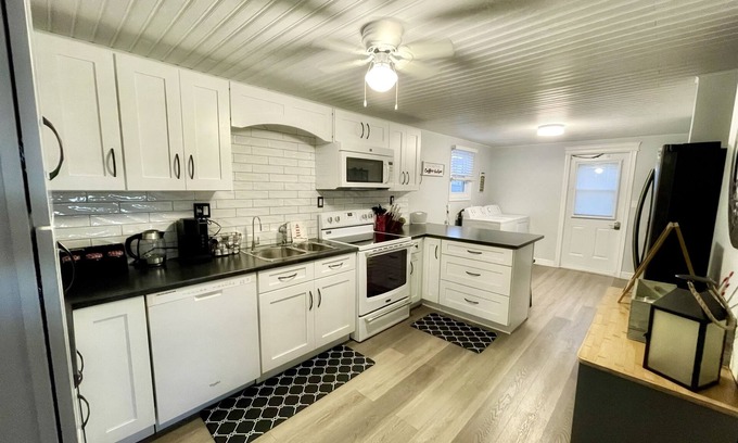 Bonavista Apartment | Private 2 Bedroom Apartment with Ocean View at Cape View Escape