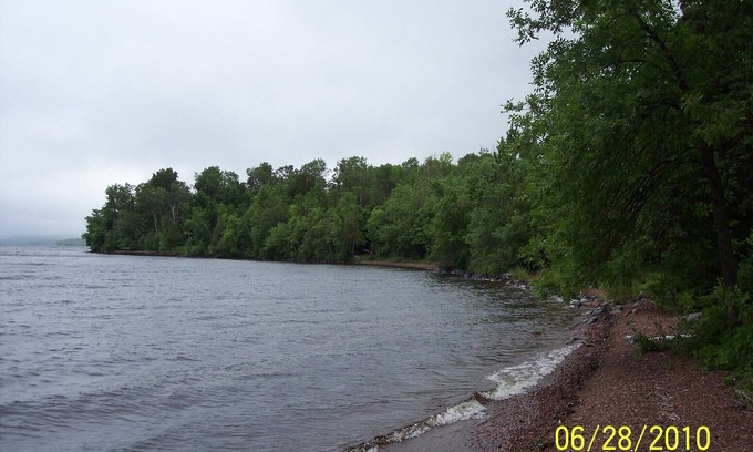 Bergland Cottage | PRIVATE 3 BEDROOM 2 BATH CABIN ON LAKE GOGEBIC IN THE U. P. OF MICHIGAN