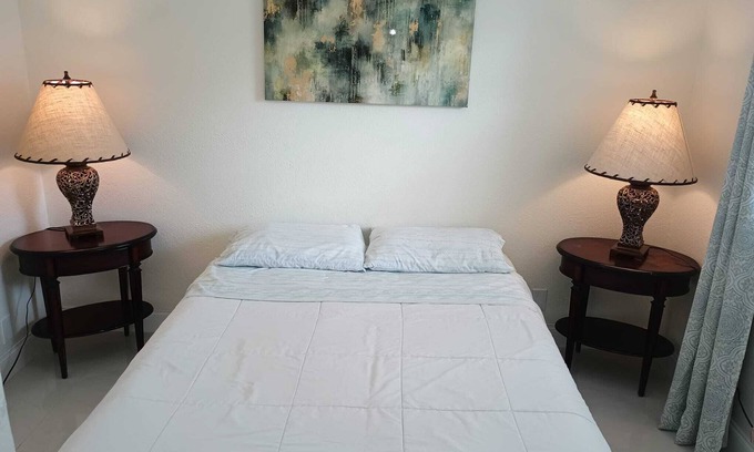 Greenacres House | Private accommodation Located 10 minutes from downtown, 5 from airport