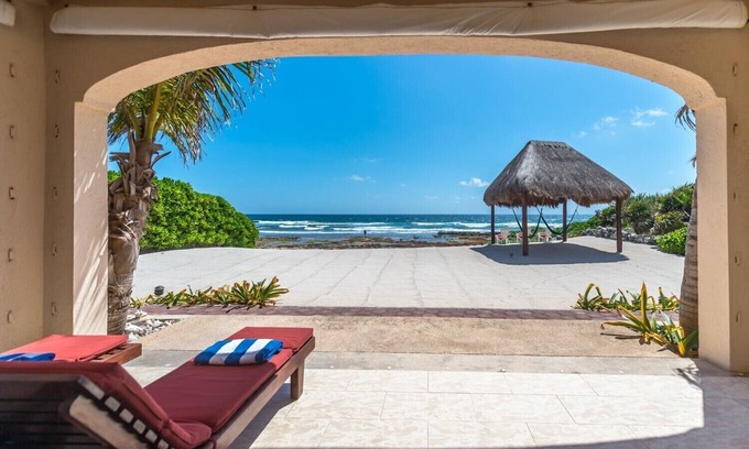 Tulsayab Villa | Private and luxurious beachfront villa in Tankah, private pool and more!