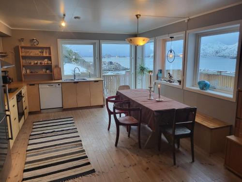 Stamsund House | Private Apartment By The Sea