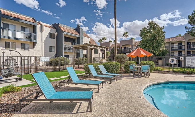 Tucson Apartment | Private apartment with POOL & SOCCER FIELD