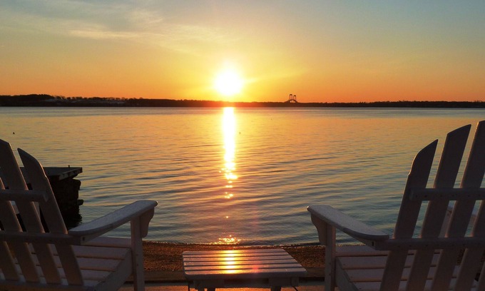 Saunderstown House | Private Beach and Dock - Relax on Narragansett Bay!