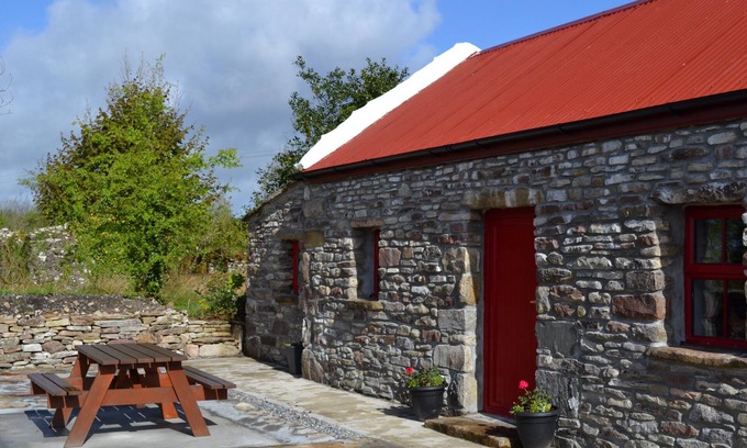 Carracastle Cottage | Private Boutique Farm Cottage and Activities on Rural Ireland