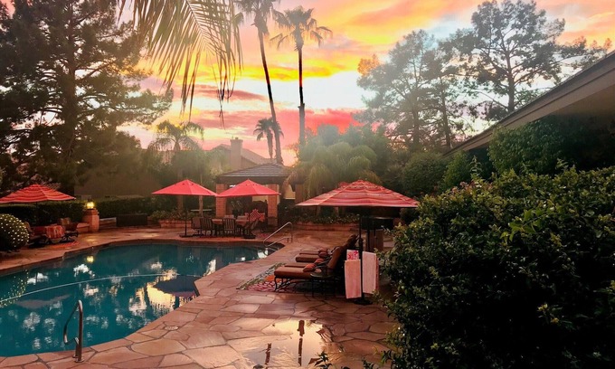 Steeplechase Cottage | Private Casita for today's retreat centered in a large private estate.