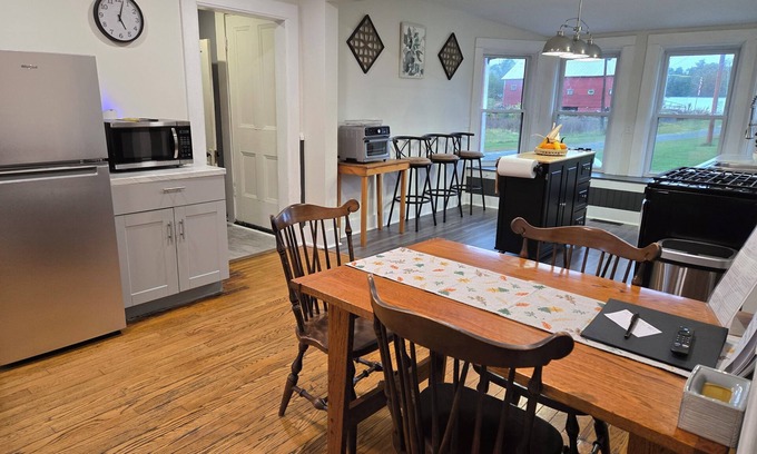 Charlestown House | Private & Cozy Farmhouse in New Hampshire