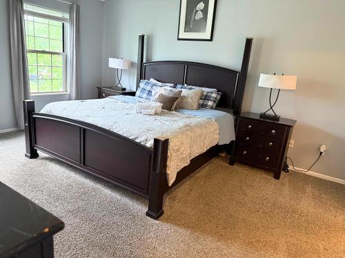 Grove City House | Private Cul-de-Sac Oasis 4BR