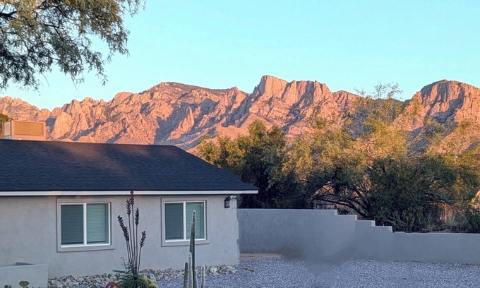 Tangerine Hills House | Private Desert Retreat with Oro Valley Mountain Views – Near Hiking & Golf