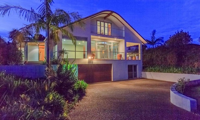 Rothesay Bay House | Private en-suite with a feel being in a mini resort. Minimum stay 3 nights.