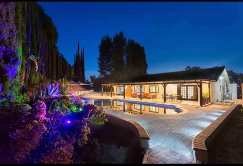 Granada Hills North House | Private Escape Nestled In Hills