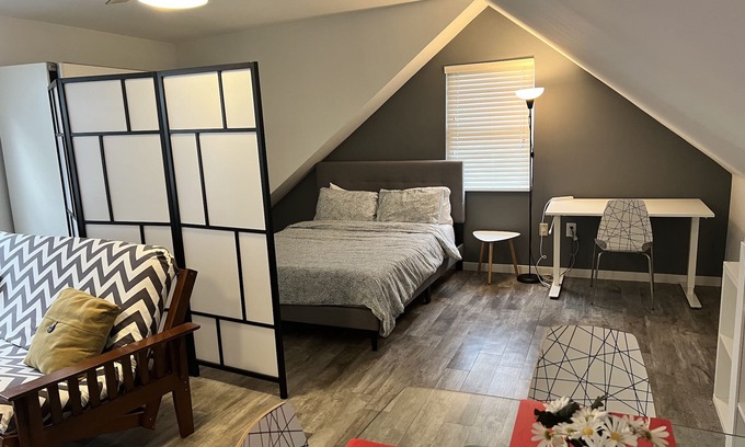 Holy Cross Apartment | Private Guest House apartment near downtown Indianapolis