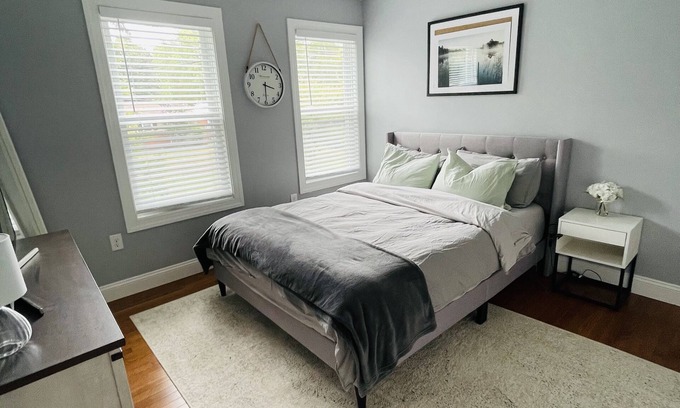 Church Hill House | Private Guest Room/Bath - Historical Downtown RVA