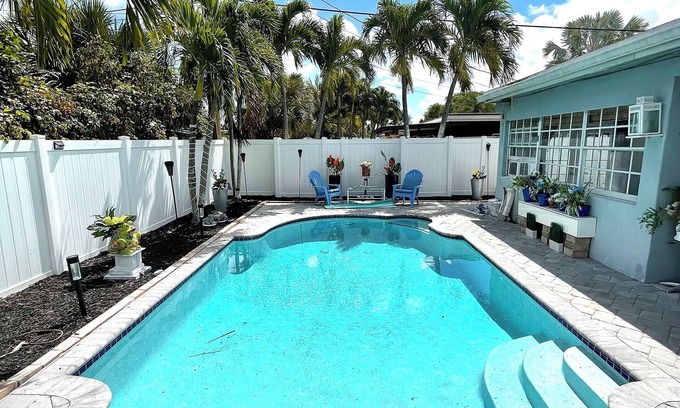South Corals House | Private guest suite minutes from beaches, Wilton Dr. center of Ft. Lauderdale!
