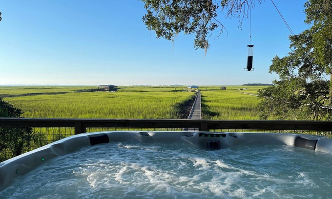 Meridian House | Private Hot Tub w/Views, Deep-Water Dock,Sleeps 6