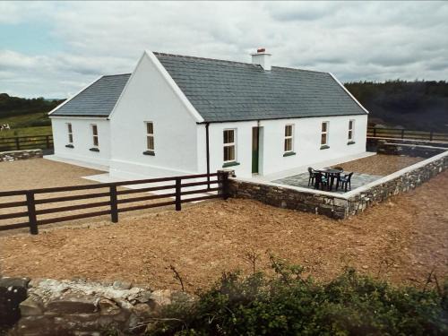 Shanavooneen House | Private house in scenic location sleeping 4 people