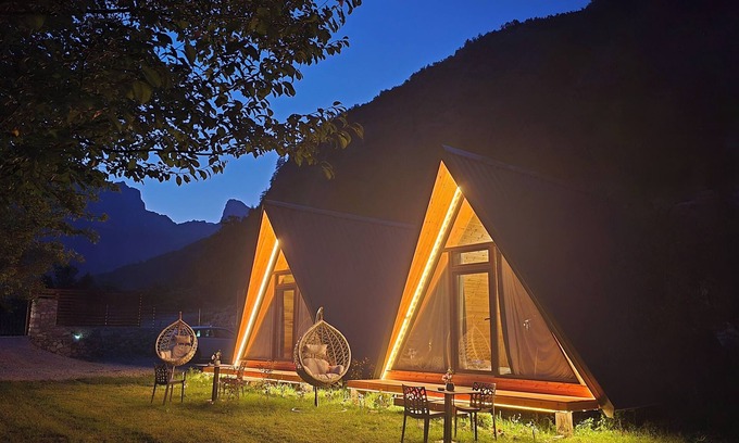 Theth Ski Chalet | Private lodge with 360° views - romantic, quiet & in the middle of the Albanian Alps