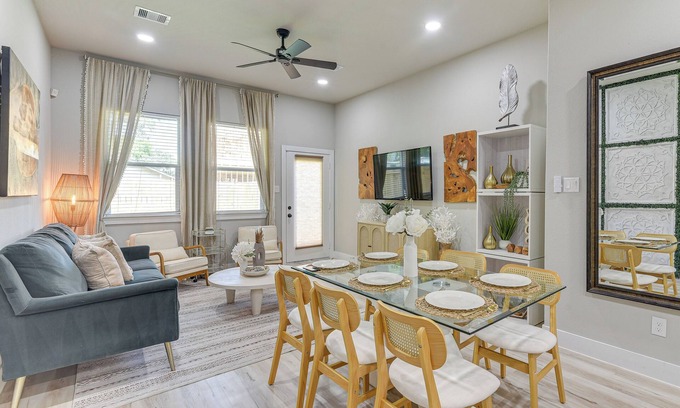 Southeast Houston House | Private Patio & Yard: Houston Retreat Near Golf!
