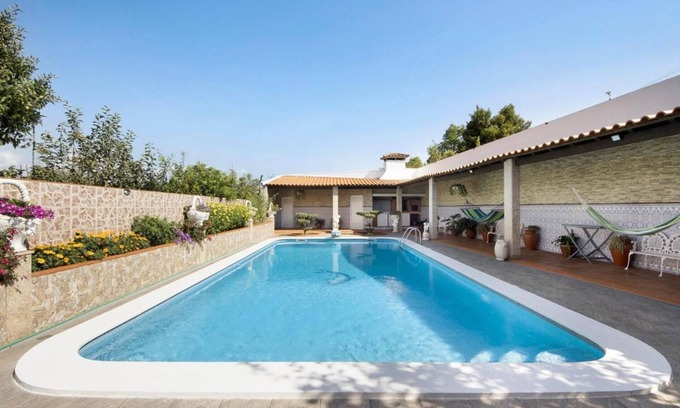 Oliveira De Azemeis Villa | Private Pool Villa 20min by Porto