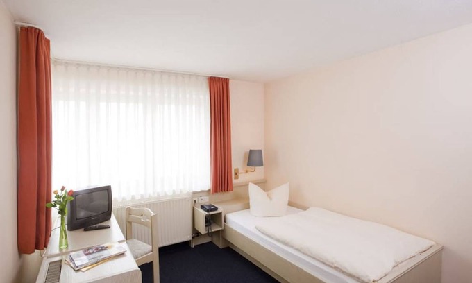 Gemarkung Tailfingen Resort | Private room ∙ 1 bedroom ∙ 1 guest