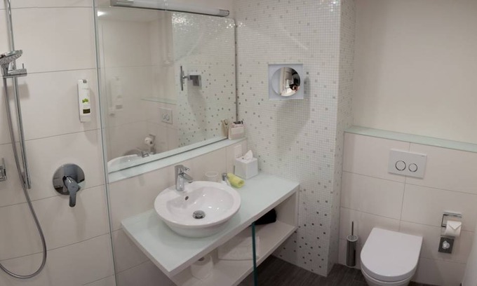 Emmendingen Resort | Private room ∙ 1 bedroom ∙ 2 guests