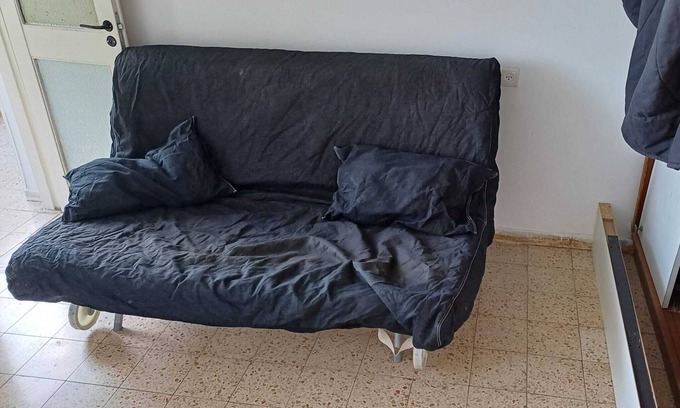 Ramat Gan Apartment | Private room on a shared apartment In front of public garden