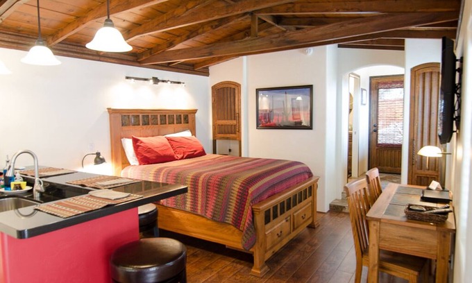 Samos Apartment | Private Rustic Casita 1.5 miles north of U of A and UMC