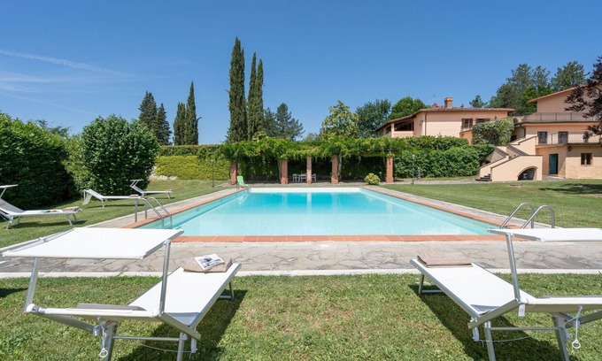 Vicchio Villa | Private Villa with sauna, WIFI, private pool, hot tub, TV, patio, pets allowed, panoramic view