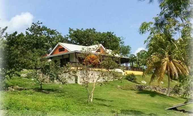 Negril House | Private Villa, Great View! 5 min from Negril & Beach-2 min from Negril Golf Club
