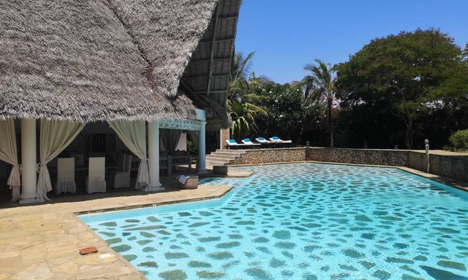 Malindi Marine National Park Villa | Private villa with swimming pool and tropical garden.