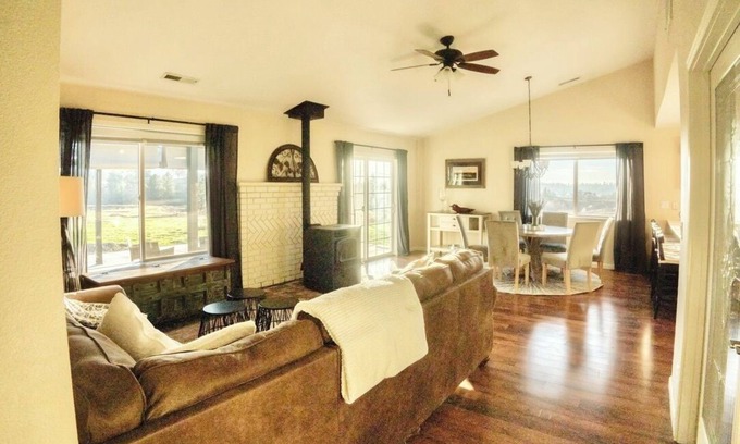 Shenandoah Valley House | Private Vineyard Getaway in the Heart of Plymouth!