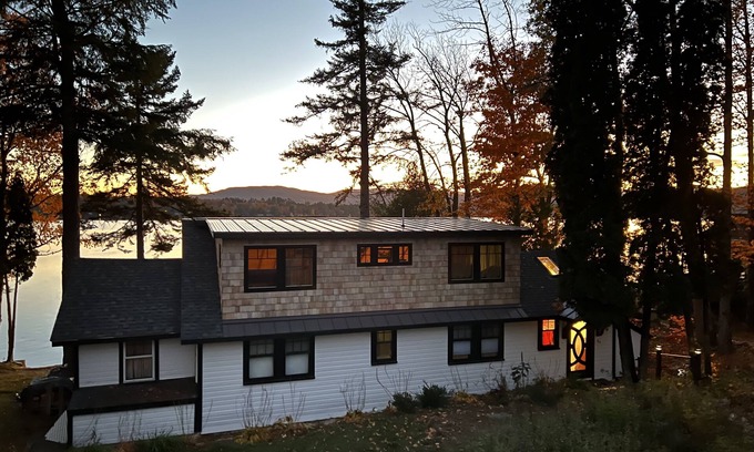 Bridgewater House | Private waterfront home with dock and mooring.