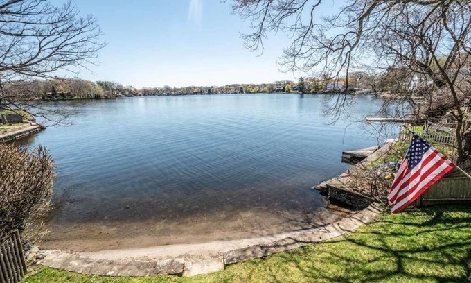 Worcester House | Private Waterfront Home!