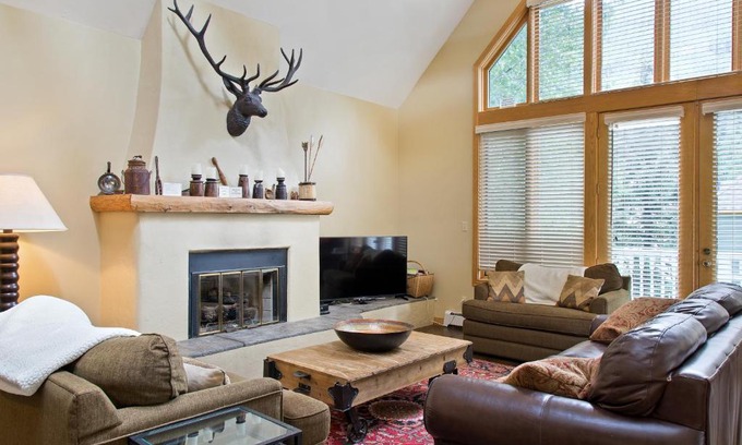 Telluride House | Prospect Ave