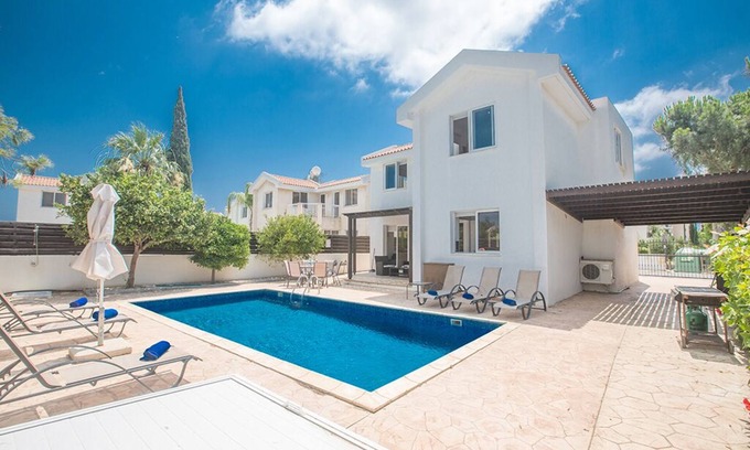 Pernera Cottage | Protaras Mandali Villa MA14 - a villa that sleeps 6 guests in 3 bedrooms