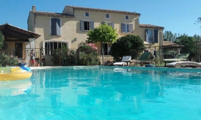 Jonquieres House | Provencal country house with swimming pool in the heart of olive groves
