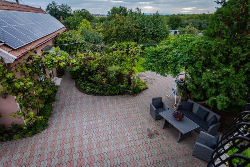 Arad Apartment | Provence