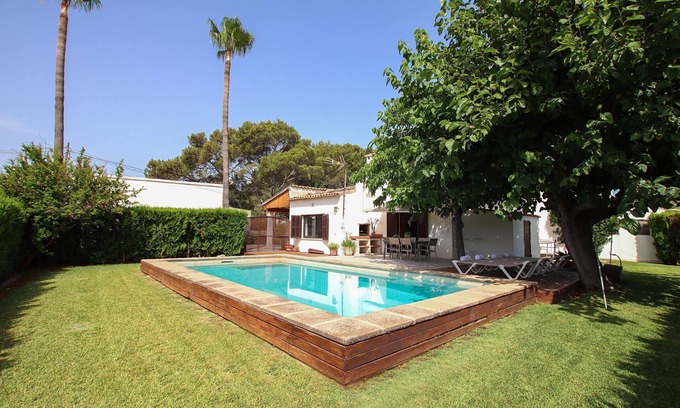 Les Palmeres Villa | PROVENZAL PETIT (PROVENZA). 3 Bedroom villa near Puerto Pollensa