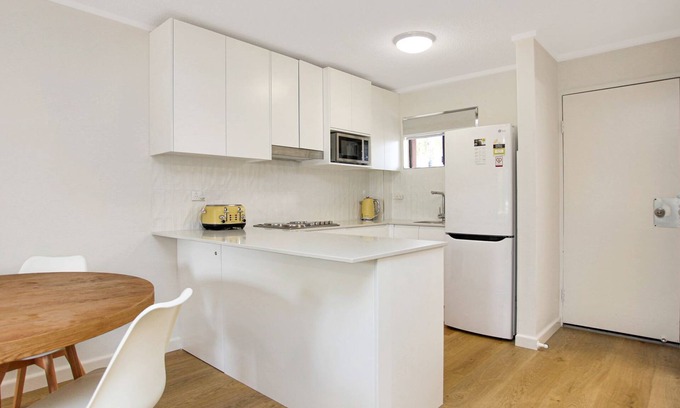 Hawks Nest Apartment | Providence Apartment 5