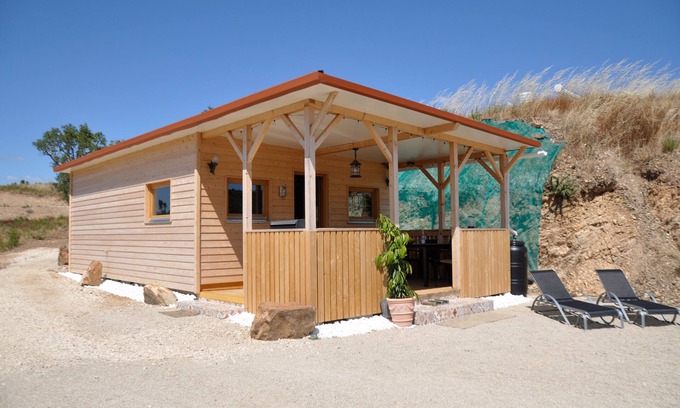 Sao Bartolomeu de Messines House | Wooden house on a lake with beach & playground (opt. rental car)