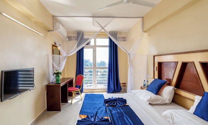 Entebbe Hotel | PULICKAL AIRPORT HOTEL
